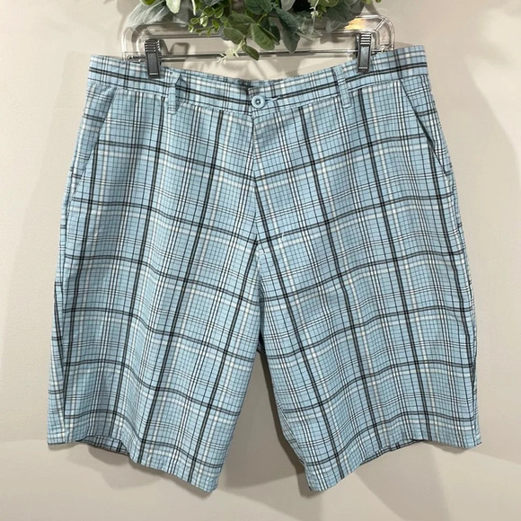 NWOT Burnside Flat Front Blue Plaid Shorts 36 - Picture 1 of 12